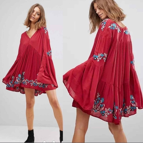 FREE PEOPLE Red Floral Te Amo Bohemian Mini Dress, Large - Picture 1 of 16